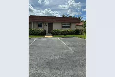 5725 Fernley Drive E #40, West Palm Beach, FL 33415 - Photo 3