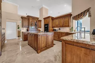 12522 Classic Dr, Coral Springs, FL 33071 - Photo 15