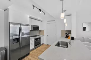 999 SW 1st Ave, Miami, FL 33130 - Photo 5