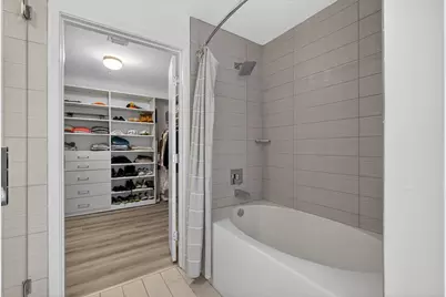 999 SW 1st Avenue #2615, Miami, FL 33130 - Photo 17