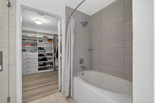 999 SW 1st Ave, Miami, FL 33130 - Photo 17