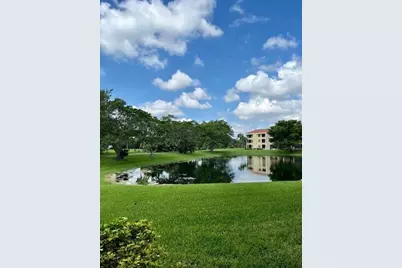 7472 La Paz Boulevard #103, Boca Raton, FL 33433 - Photo 5