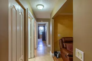 10746 Oak Bend Way, Wellington, FL 33414 - Photo 11