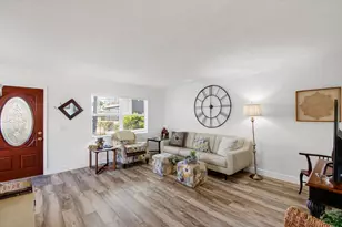 3 Normandy A, Delray Beach, FL 33484 - Photo 7