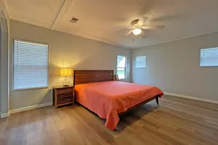 7660 SE Shenandoah Dr SE, Hobe Sound, FL 33455 - Photo 11