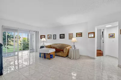 3810 Via Poinciana #206, Lake Worth, FL 33467 - Photo 11