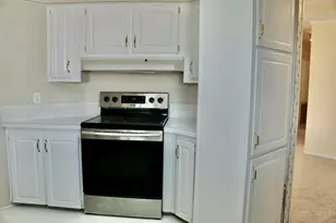 3325 Ironwood Ave, Port Saint Lucie, FL 34952 - Photo 7