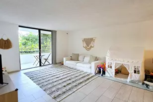 2500 Parkview Dr, Hallandale Beach, FL 33009 - Photo 3