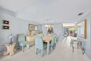 2212 NE 7th St, Hallandale Beach, FL 33009 - Photo 5