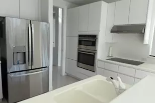 2690 Oakmont, Weston, FL 33332 - Photo 7