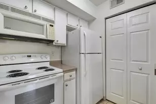 181 SW Palm Dr, Port Saint Lucie, FL 34986 - Photo 17