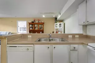 181 SW Palm Dr, Port Saint Lucie, FL 34986 - Photo 11