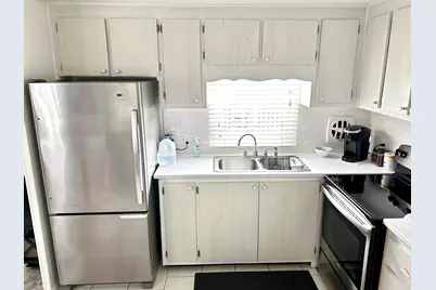 3240 State Street, Hollywood, FL 33021 - Photo 11