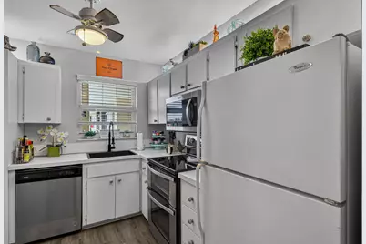 804 SE 7th Street SE #401, Deerfield Beach, FL 33441 - Photo 13