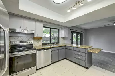 776 NW 48th Avenue, Plantation, FL 33317 - Photo 3