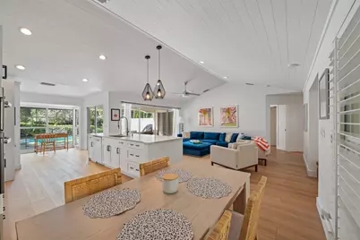 2236 Las Casitas Drive, Wellington, FL 33414 - Photo 9