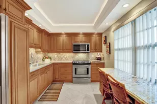 806 Cypress Blvd, Pompano Beach, FL 33069 - Photo 17