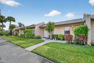 116 Golden Lakes Blvd, West Palm Beach, FL 33411 - Photo 3