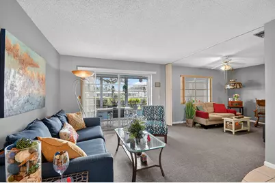 116 Golden Lakes Boulevard, West Palm Beach, FL 33411 - Photo 9