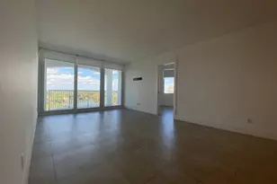 5401 Collins Ave, Miami Beach, FL 33140 - Photo 7