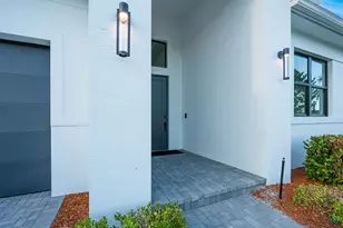 2293 SE Canopy Cove Ln, Port Saint Lucie, FL 34984 - Photo 5