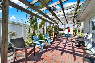 1180 NE Crescent St, Jensen Beach, FL 34957 - Photo 31