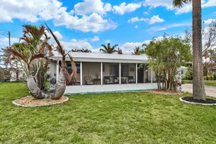 1180 NE Crescent St, Jensen Beach, FL 34957 - Photo 47