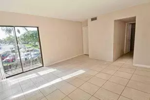2168 White Pine Cir, Greenacres, FL 33415 - Photo 9