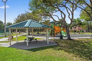 3750 Whitney Park Ln, Greenacres, FL 33463 - Photo 23