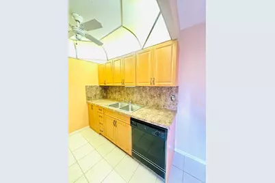 3057 Harwood E #3057, Deerfield Beach, FL 33442 - Photo 7