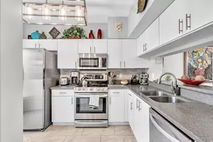 911 Kokomo Key Ln, Delray Beach, FL 33483 - Photo 5