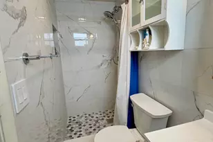 360 Forest Hill Blvd, West Palm Beach, FL 33405 - Photo 9