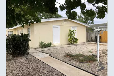 1025 N H Street, Lake Worth, FL 33460 - Photo 1