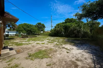 649 W 4th Street, Riviera Beach, FL 33404 - Photo 13