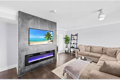 535 Hendricks Isle #302, Fort Lauderdale, FL 33301 - Photo 11