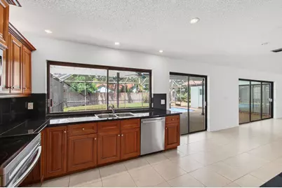 2453 NW 26th Circle, Boca Raton, FL 33431 - Photo 17