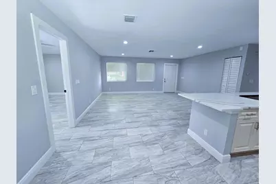 324 S Chillingworth Drive, West Palm Beach, FL 33409 - Photo 15