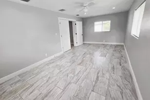 324 S Chillingworth Dr, West Palm Beach, FL 33409 - Photo 25