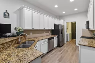 3241 Hemingway Dr, Jupiter, FL 33458 - Photo 13