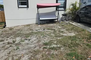 919 Selkirk St, West Palm Beach, FL 33405 - Photo 1