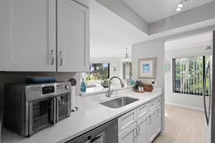 233 NE Edgewater Dr, Hutchinson Island, FL 34996 - Photo 19