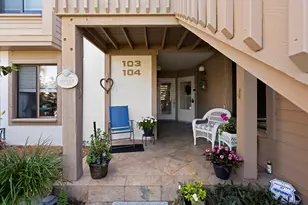 233 NE Edgewater Dr, Hutchinson Island, FL 34996 - Photo 5