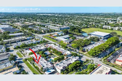 860 SE 6th Avenue #303, Deerfield Beach, FL 33441 - Photo 9