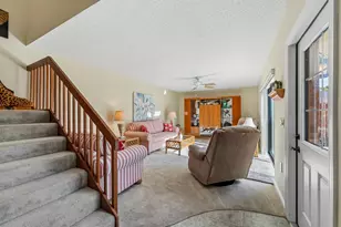 5720 SE Windsong Ln, Stuart, FL 34997 - Photo 11