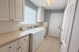 10762 SW Elsinore Dr, Port Saint Lucie, FL 34987 - Photo 17