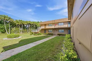 336 Brittany G, Delray Beach, FL 33446 - Photo 3