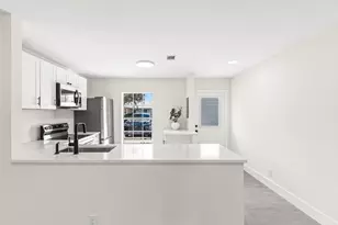 551 Covered Bridge Blvd, Lake Worth, FL 33467 - Photo 3