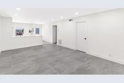 551 Covered Bridge Boulevard, Lake Worth, FL 33467 - Photo 13