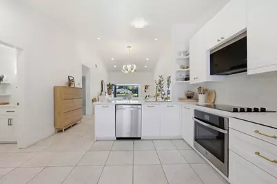 8396 Boca Glades Boulevard E, Boca Raton, FL 33434 - Photo 9