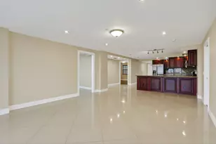 3499 Oaks Way, Pompano Beach, FL 33069 - Photo 7